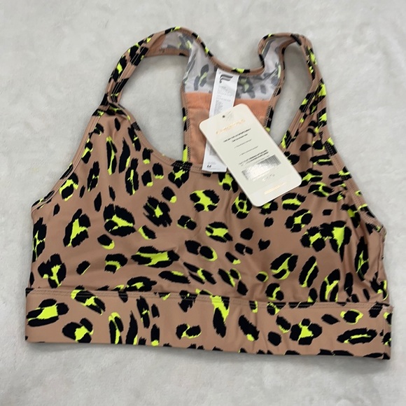 Fabletics Other - NWT Fabletics On The Go Sports Bra